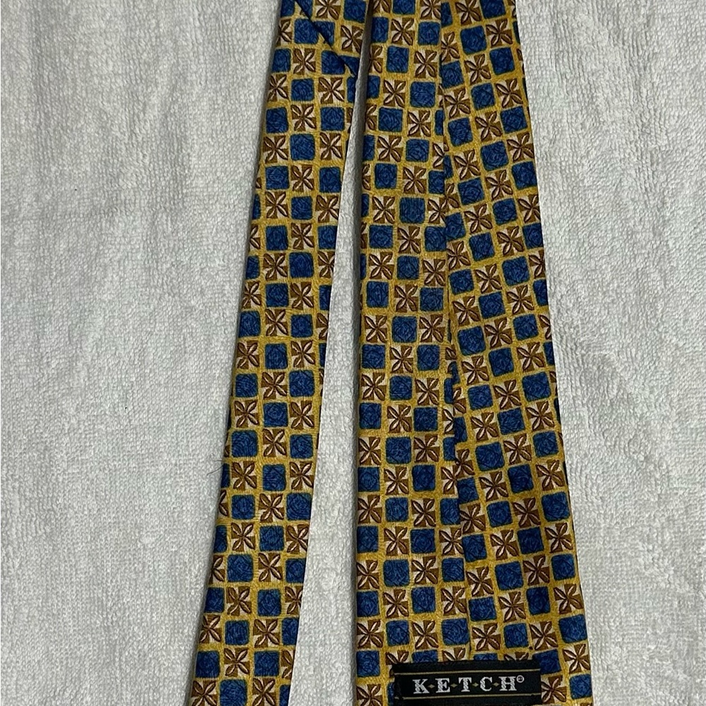 KETCH - GEOMETRIC PATTERNED - 100% POLYESTER NECK TIE!